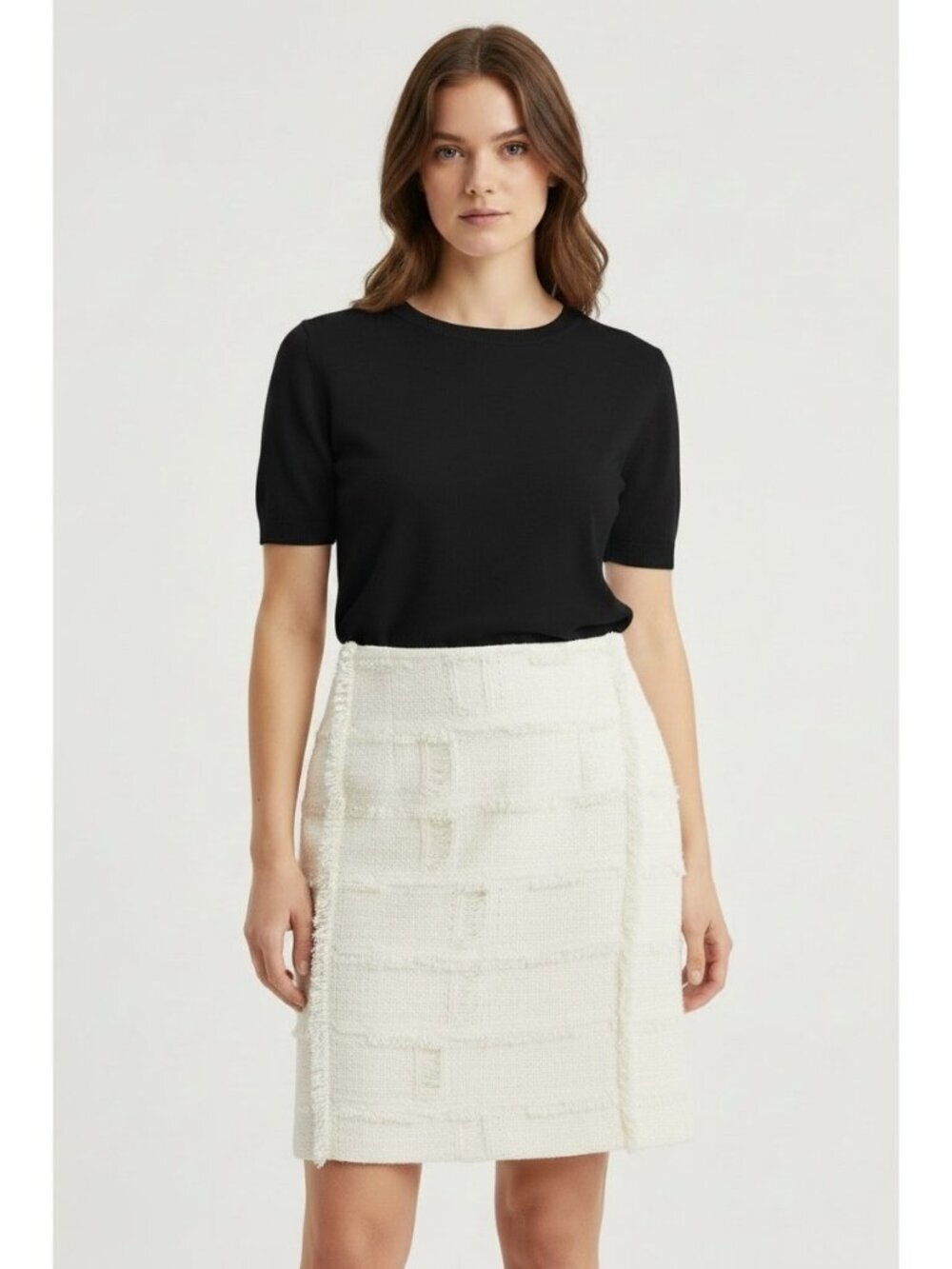 St. John Couture Cream Bouclé Knit Textured Fringe Pencil Skirt Size 12